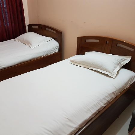 Hotel Diamond Park Dakhin Kattali Bagian luar foto